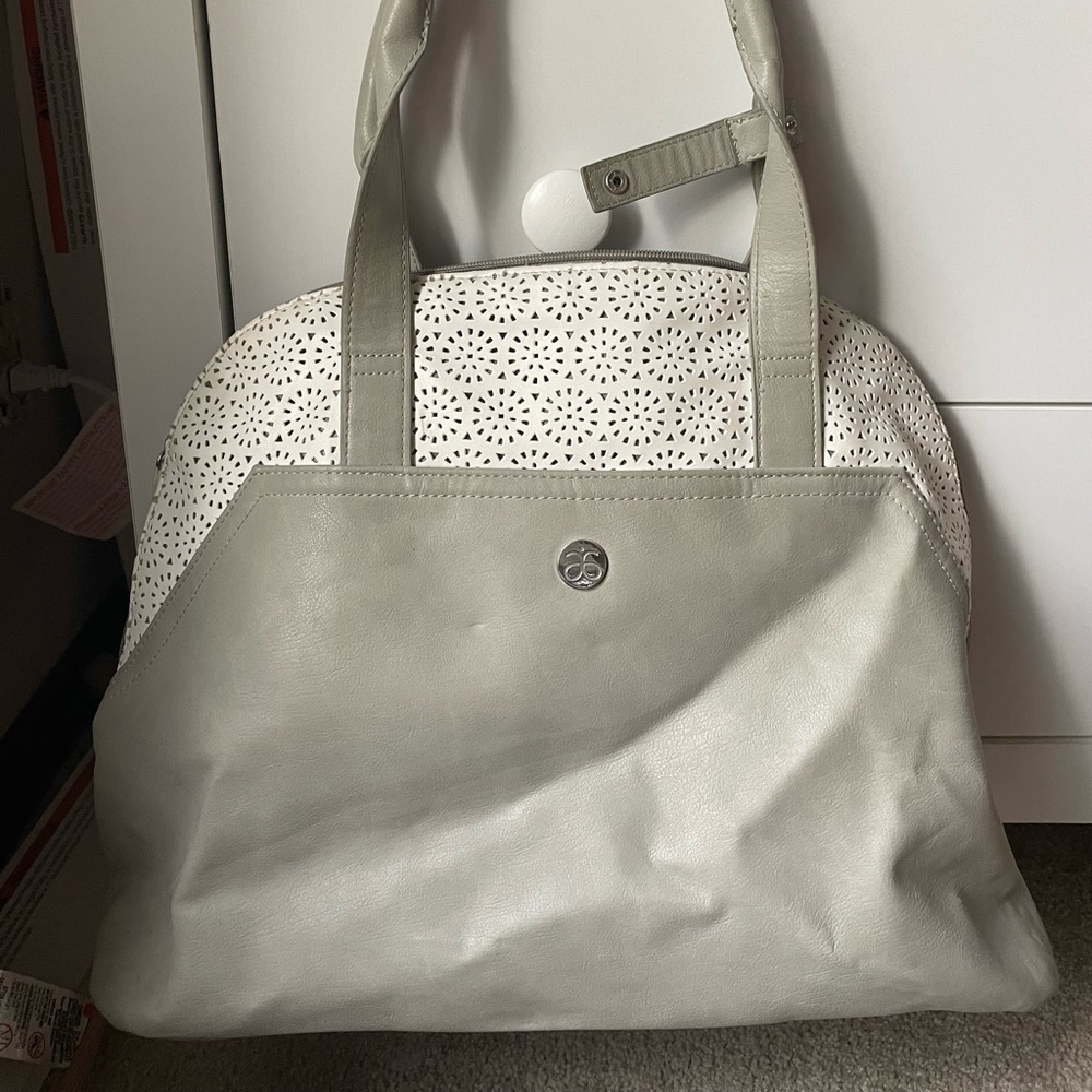 GTC grey and white bag.
